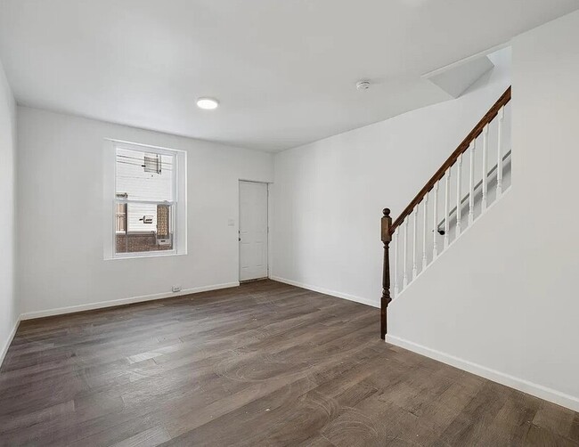 Photo - 2412 S Franklin St