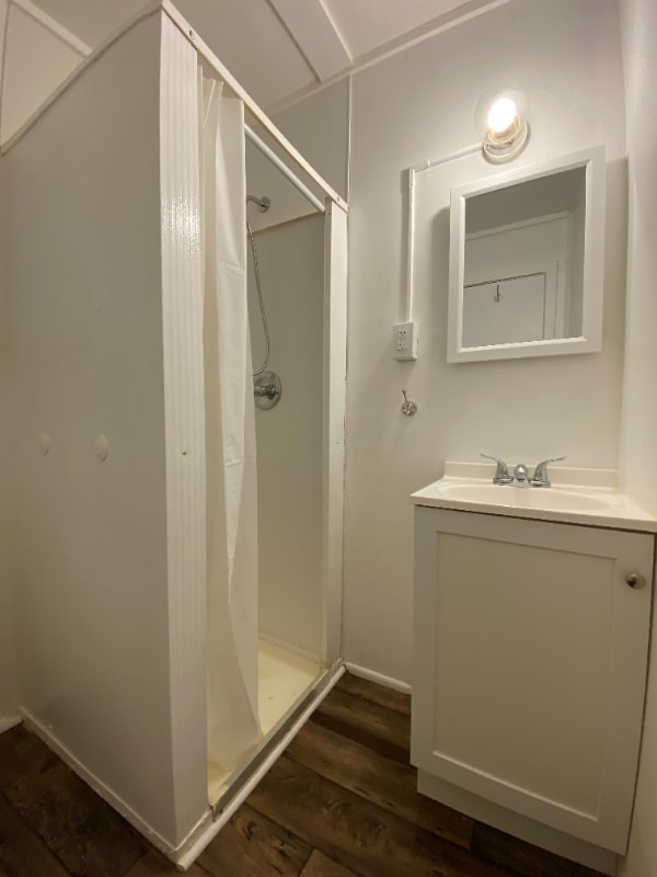 Photo - 9762 N River Rd Unit Apt 5