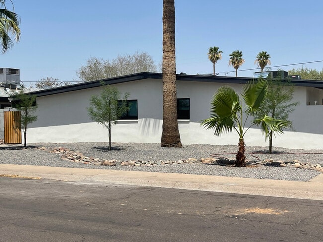 Building Photo - 3301 N 66th Pl Rental