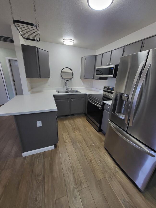 Photo - NIG0201>** Unit NIG0201  A