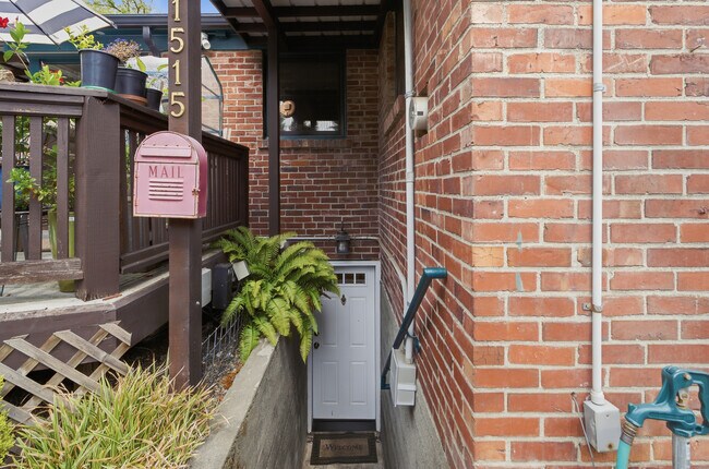 Stairs to apartment - 1515 Arboretum Pl E Unit MIL