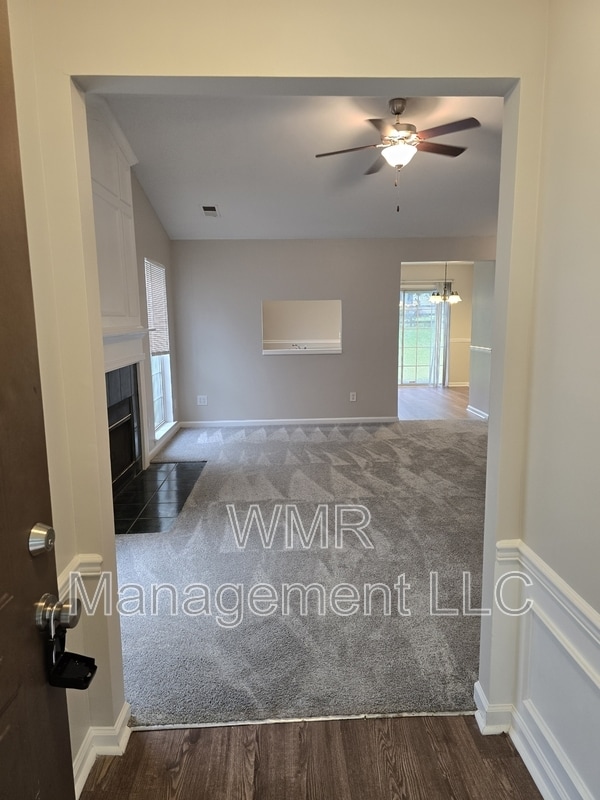 Photo - 7434 Stone Mountain Ct