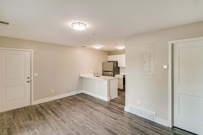 Photo - Westlake Place Apartments