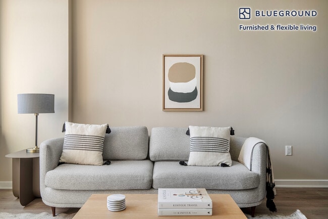 Photo - 3400 Potomac Ave Unidad FL9-ID712