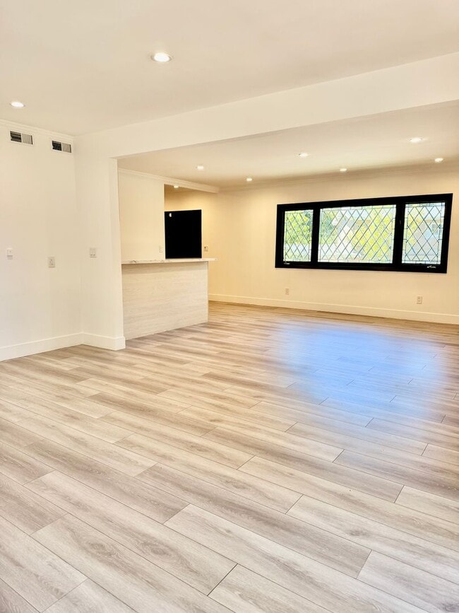 Photo - Gorgeous Encino Hills Home