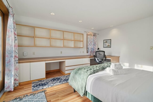 Photo - 5408 Sunset Ave