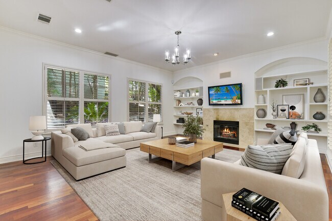 Photo - 601 Upson St