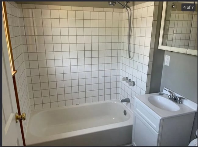 Photo - 1328 Evelyn St Unit 2