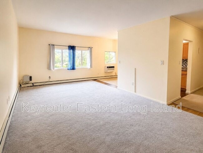 Photo - 265 N Newbridge Rd