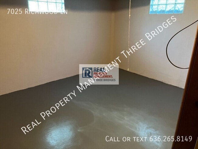 Photo - 7025 Richwood Ln