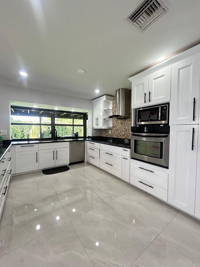 Photo - 10401 SW 93rd St