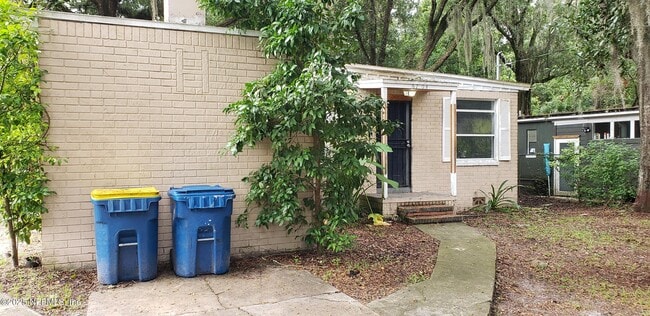 Building Photo - 6704 Helston Ct Rental
