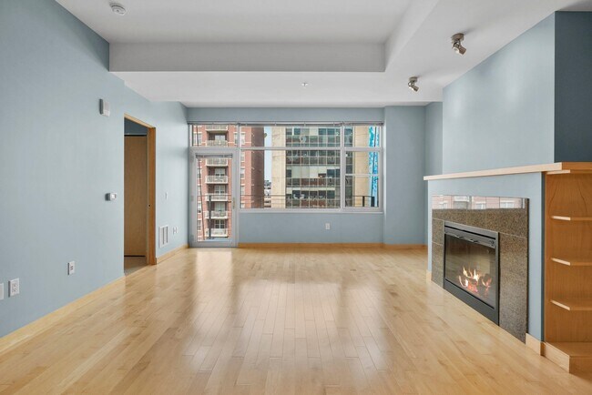Photo - 309 W Washington Ave Unit 601