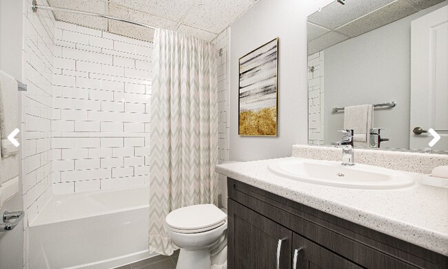 Photo - 1-3 Farthington Pl