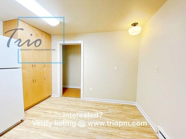 Photo - 910 Hayes St
