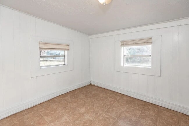 Photo - Affordable 2-Bedroom House for Rent – St. ...