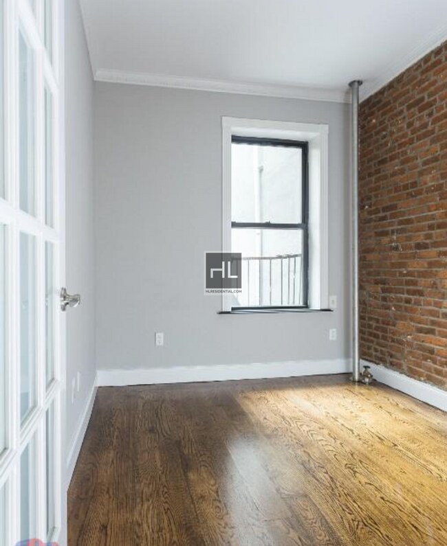 Photo - W 14TH ST. Unit 4D