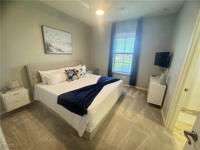 Building Photo - 11901 Izarra Way