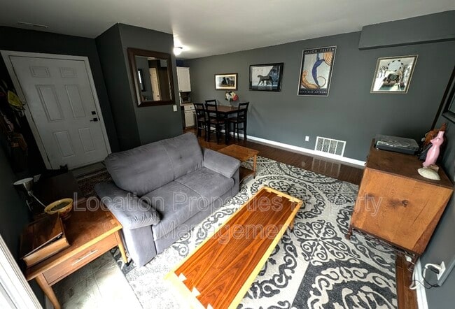 Photo - 3024 Havrone Way