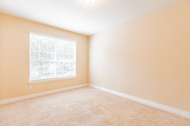 Photo - 3922 Retreat Run