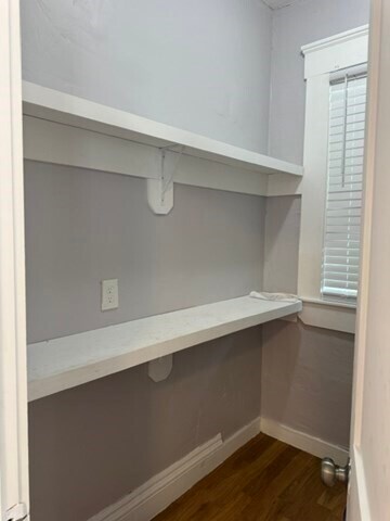 10 Sutton St Unit 3