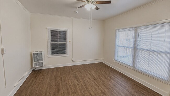 815 S Lake St Unit 101