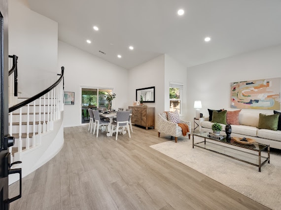 Photo - 591 Arlene Dr