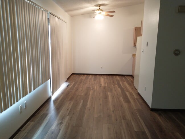 Photo - 3405 W 16th St