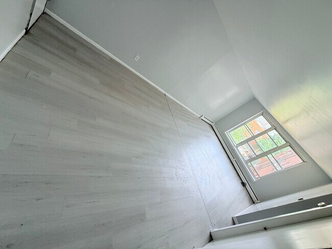 Photo - 194 Washington St Unit 335