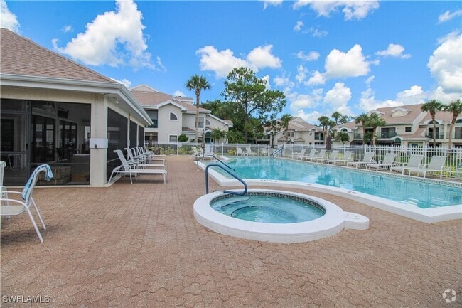 Building Photo - 60 Emerald Woods Dr Unit B8 Rental