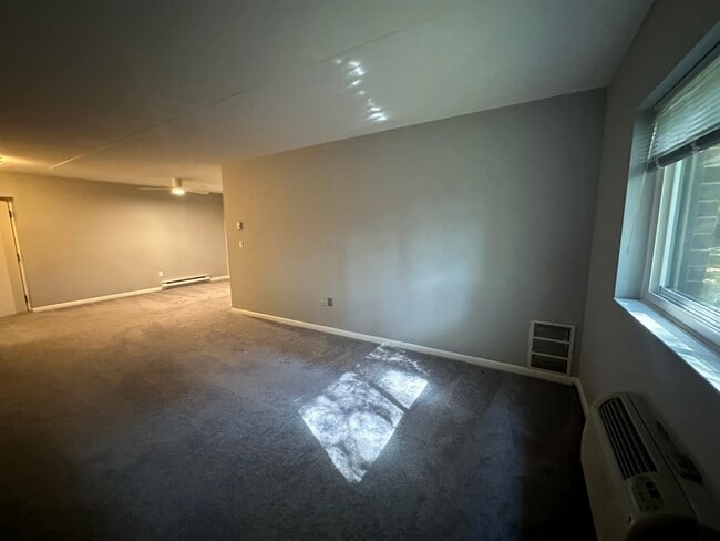 Photo - 49 Windsor Dr Unit 108