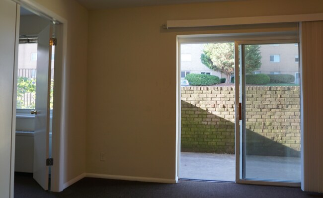 Photo - 4330 Hartwick road Unit 218