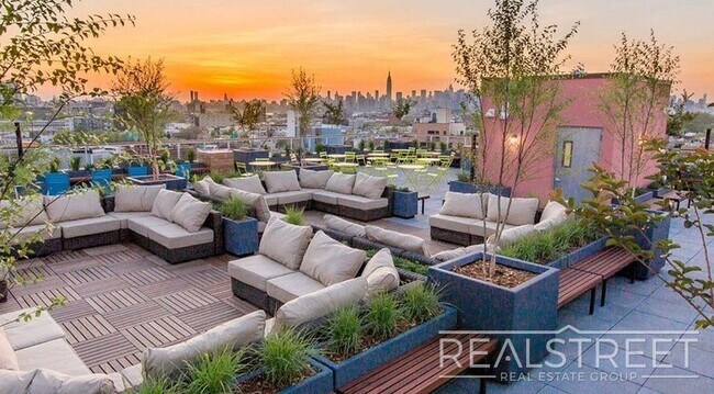 Photo - Monitor Street Unidad 4I