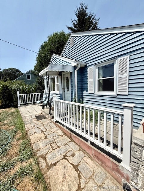 Building Photo - 33 Fairfield St Rental