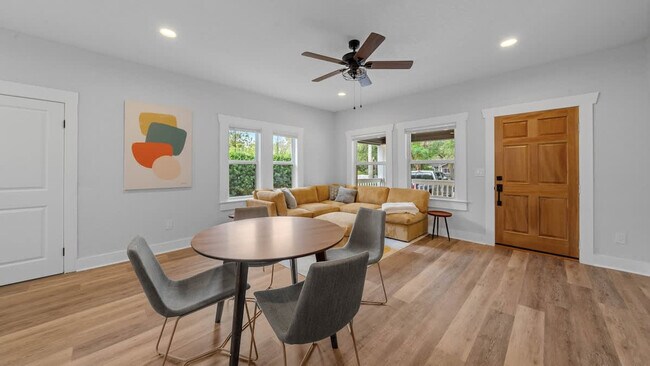 Photo - 1007 E Comanche Ave Apartamento Unidad ID1271937P