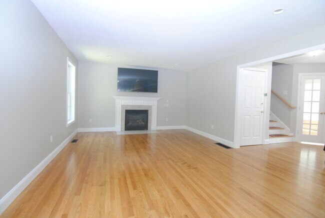 Photo - 46 Cherrywood Dr