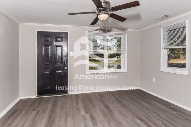 Photo - 305 Virginia Ave