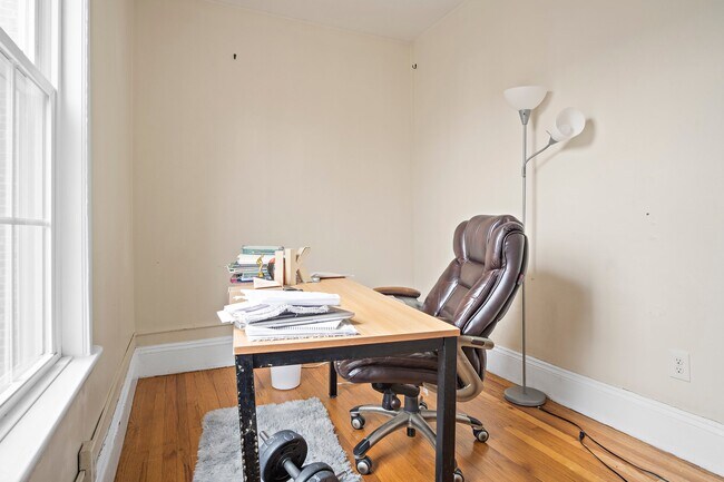 Photo - 852 Huntington Ave Unit 2