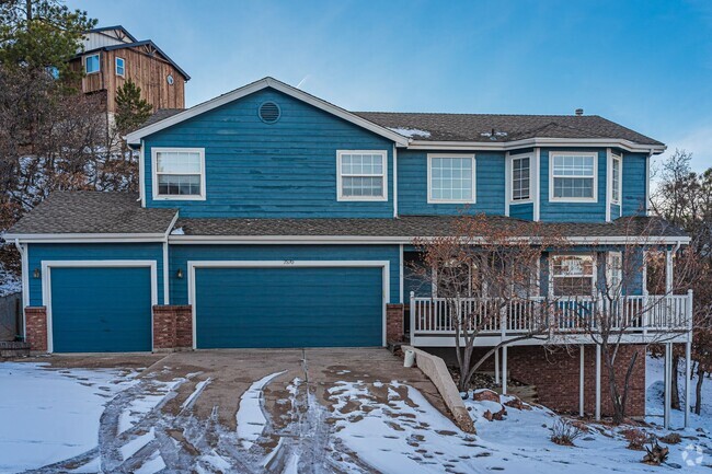 Building Photo - Tastefully upgraded 2 story home on west s...