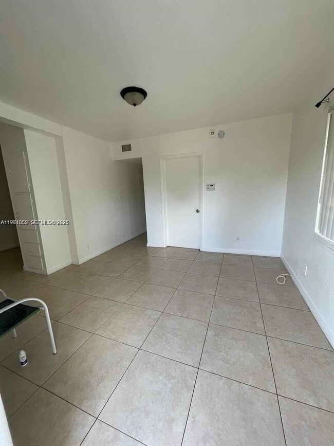 Photo - 2801 Mayo St