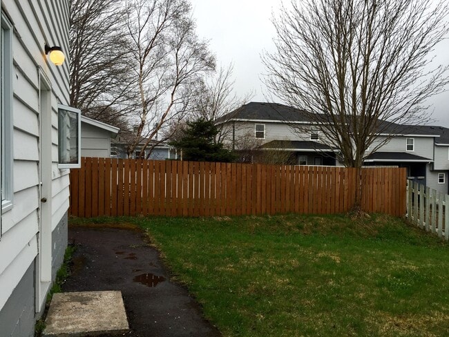 Photo - 10 Salisbury St