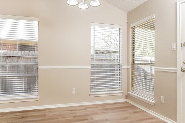 Photo - 117 Brockway Dr