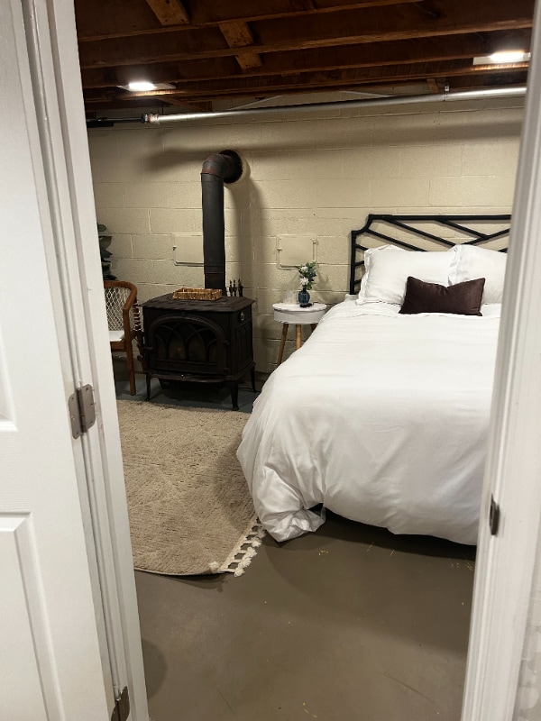 Photo - 10166 Glebe Rd