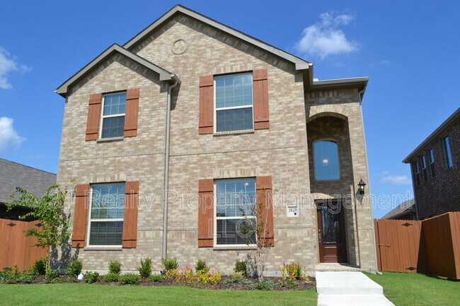 Building Photo - 3020 Buckthorn St Rental