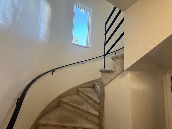 Photo - 2-Bedroom ADU with All Appliances Included in Valley Village!