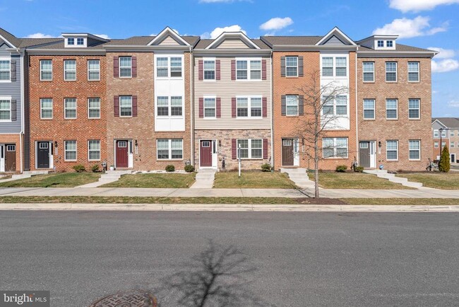 Photo - 8805 Mimosa Ave