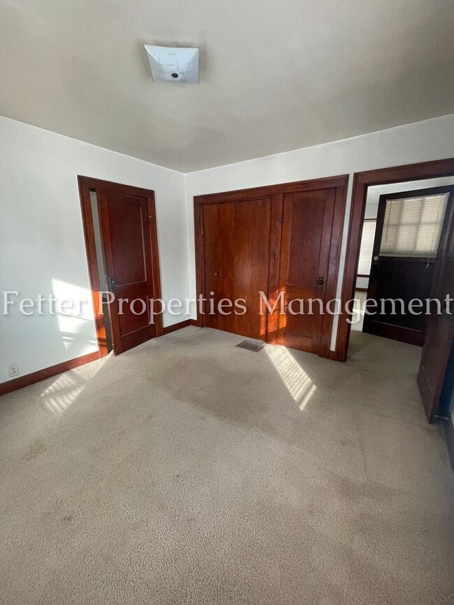 Photo - Don't Miss Out!