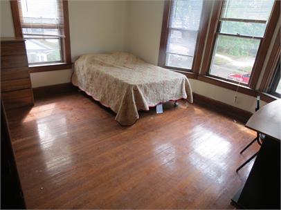 Photo - 612 W Elm St