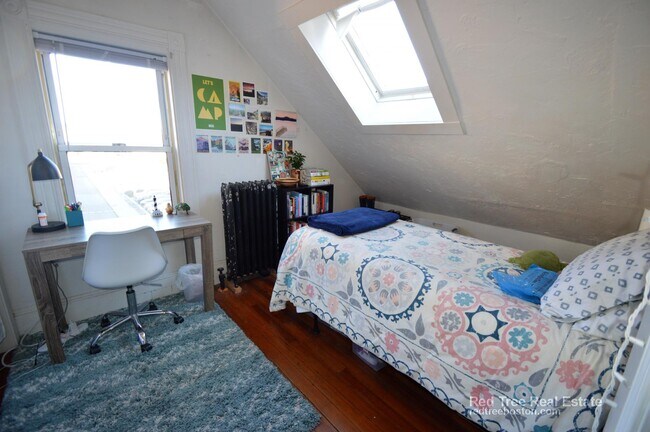 Photo - 42 Brainerd Rd