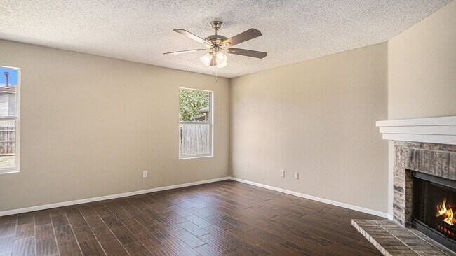 Photo - This beautiful 3 bed 2.5 bath home in Nort...